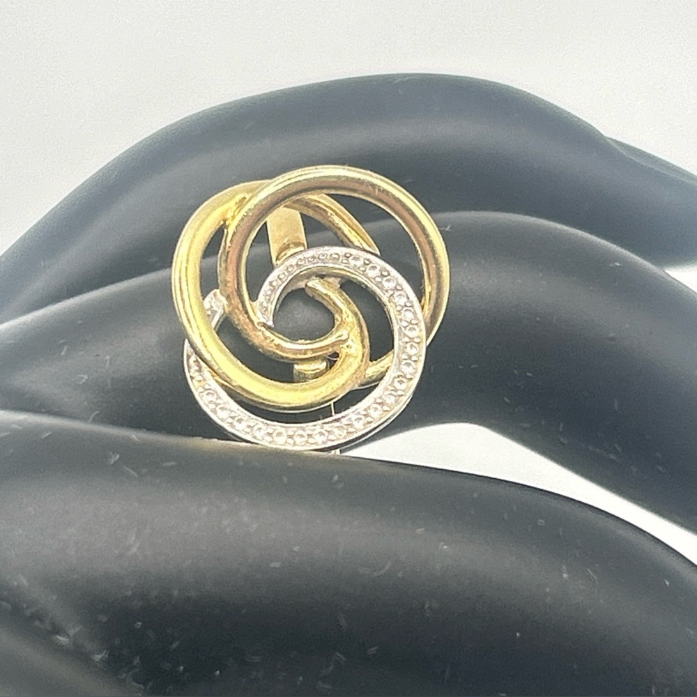 Vintage 14k Yellow White Gold Ring Interlocking Loops 0.10 Pave Diamonds SZ 5.5